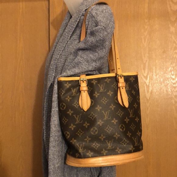 Louis Vuitton Shoulder Handbag Bucket - Picture 2 of 16